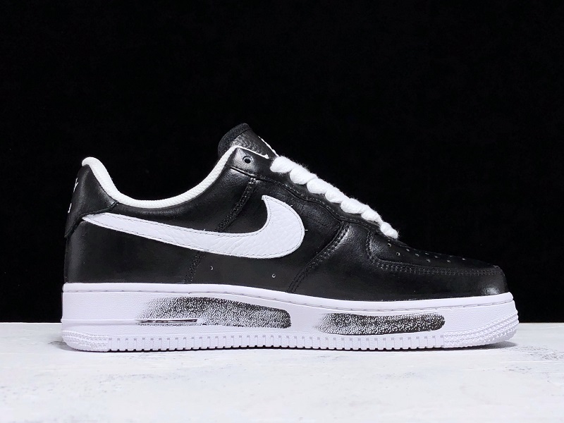 PEACEMINUSONE x​ Nike Air Force 1 AQ3692-001