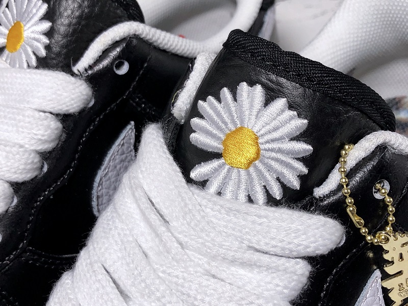 PEACEMINUSONE x​ Nike Air Force 1 AQ3692-001