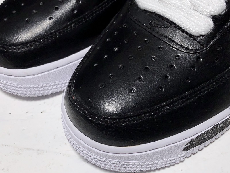 PEACEMINUSONE x​ Nike Air Force 1 AQ3692-001