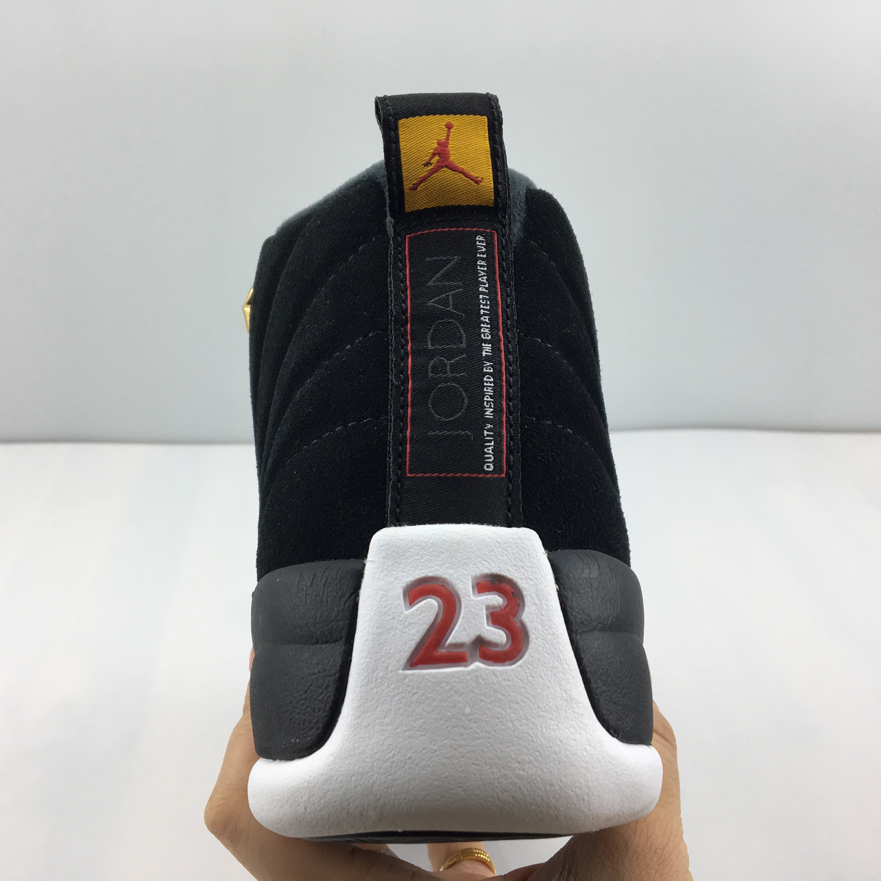 AIR  JORDAN 12“REVERSE TAXI” 130690-017
