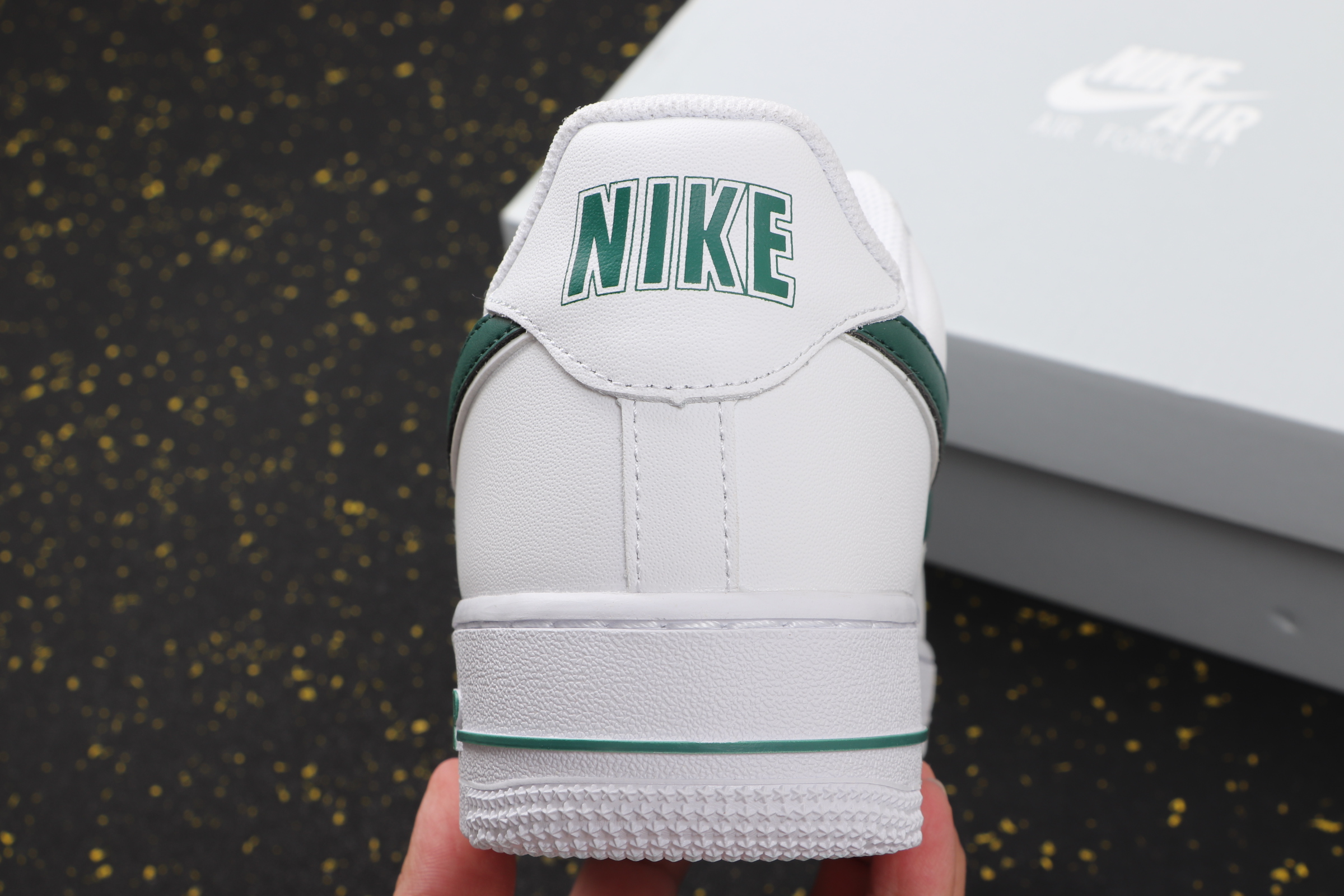 NIke AIR FORCE  1
