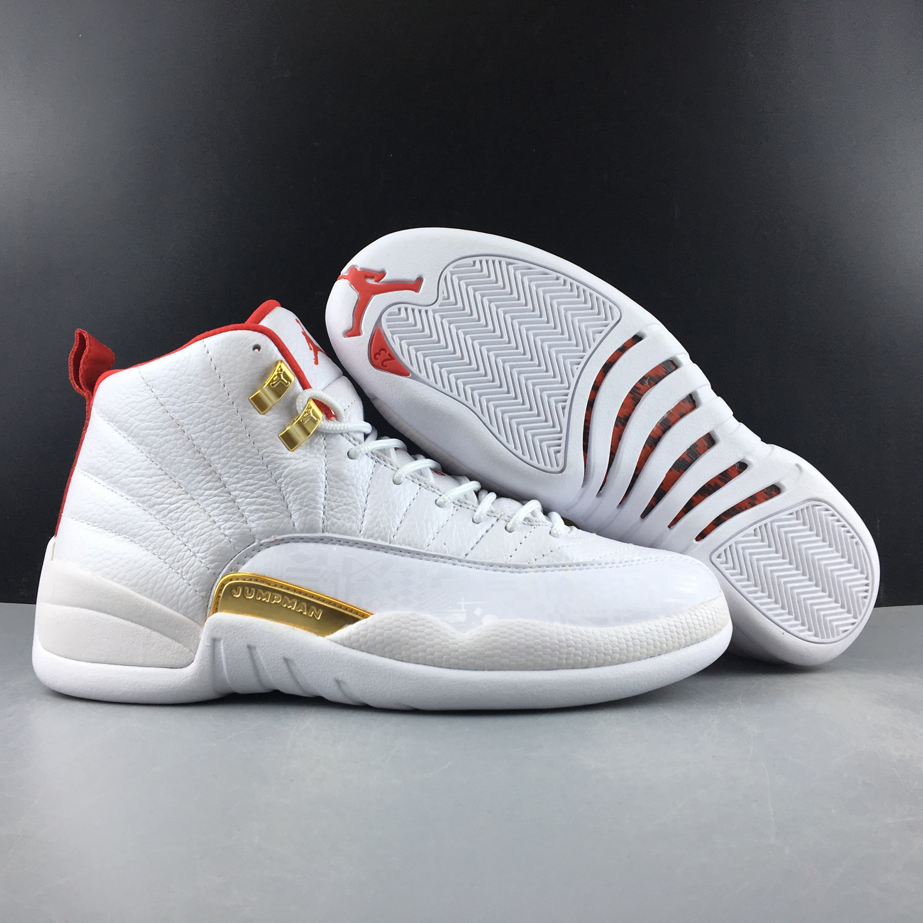 AIR  JORDAN 12 “FIBA” 130690-107