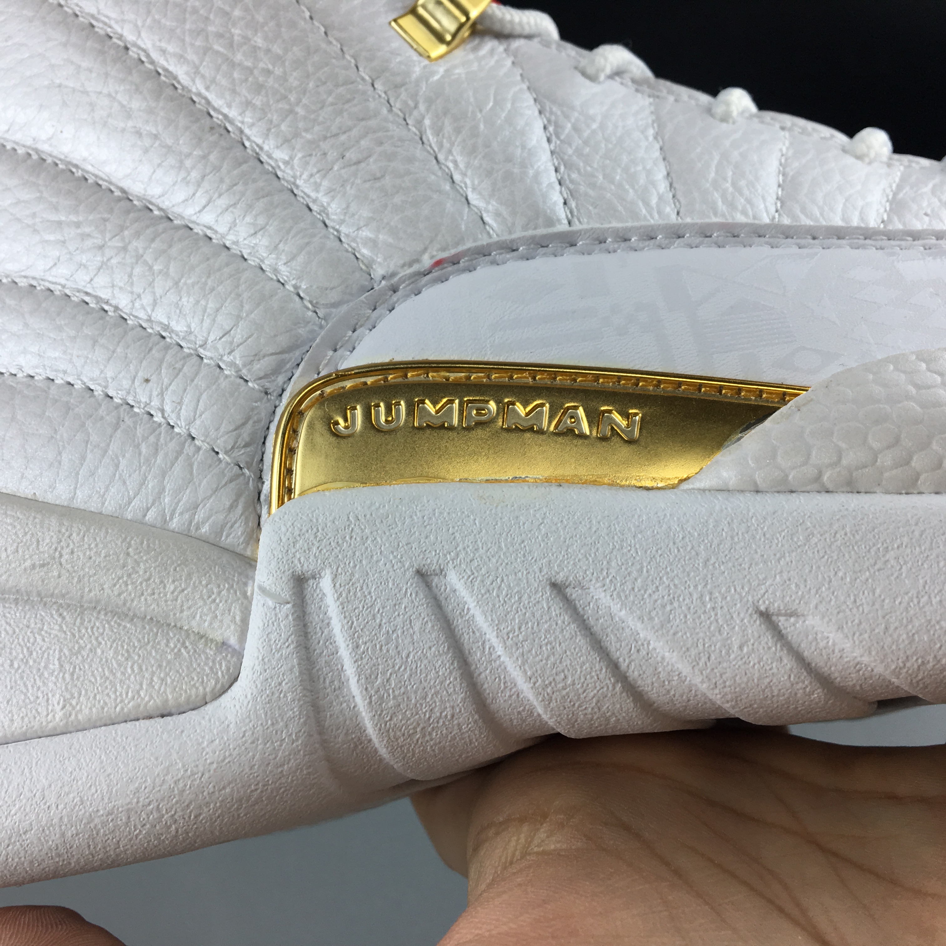 AIR  JORDAN 12 “FIBA” 130690-107