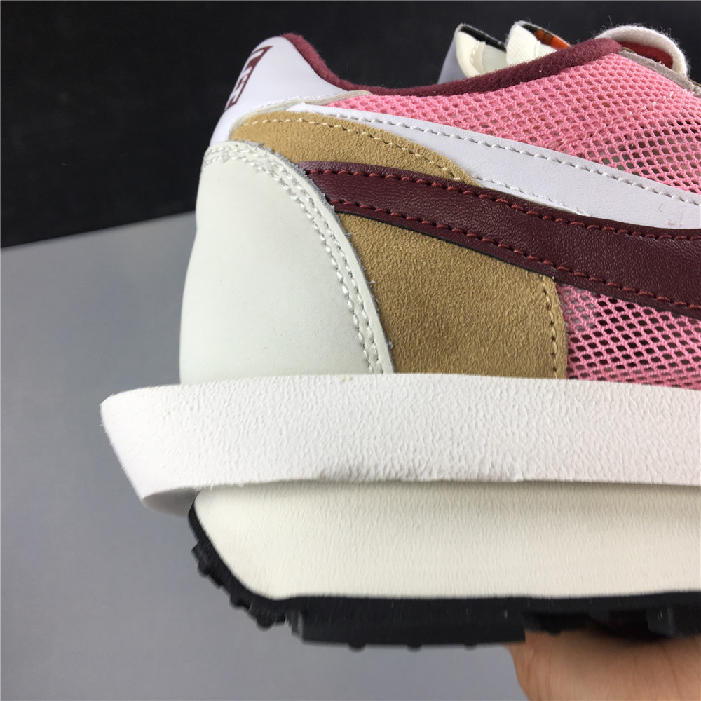 SACAI X  NIKE LVD WAFFLE  DAYBREAK BV0073-500