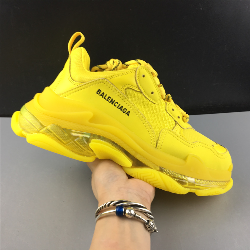 BLG  TRIPLE S YELLOW