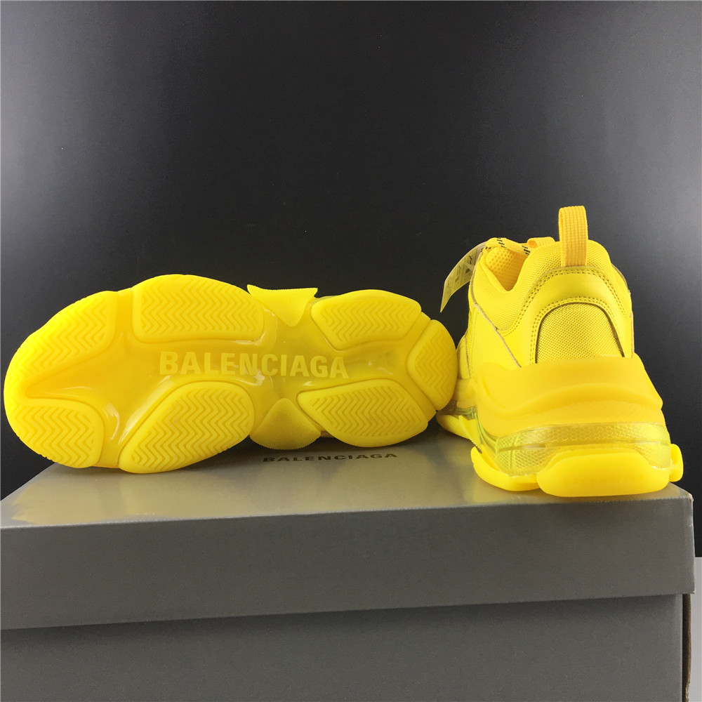 BLG  TRIPLE S YELLOW