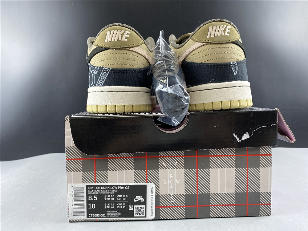 Travis Scott x Nike SB Dunk Low CT5053-001