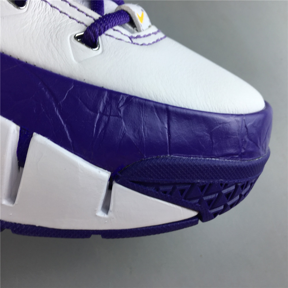 UndefeatedxNike Kobe 1 PROTRO   AQ2728-101  WHITE VARSITY PURPLE
