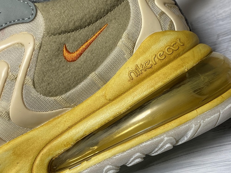 Travis Scott x Nike Air Max 270 React  CT2864-200