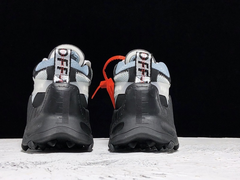 OFF-WHITE c/o​ ODSY-1000 Sneakers