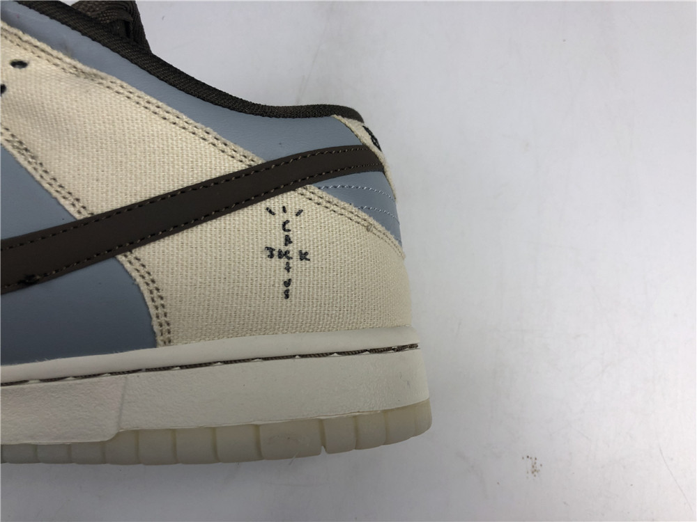 Travis Scott  Play Station Nike Dunk Low