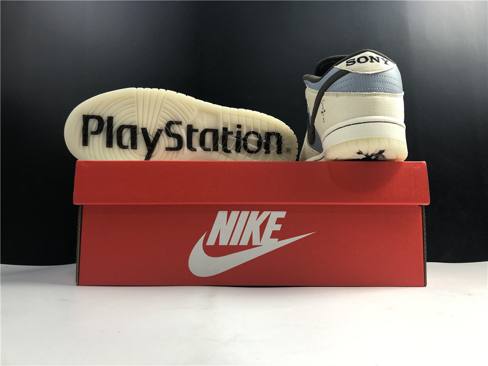 Travis Scott  Play Station Nike Dunk Low