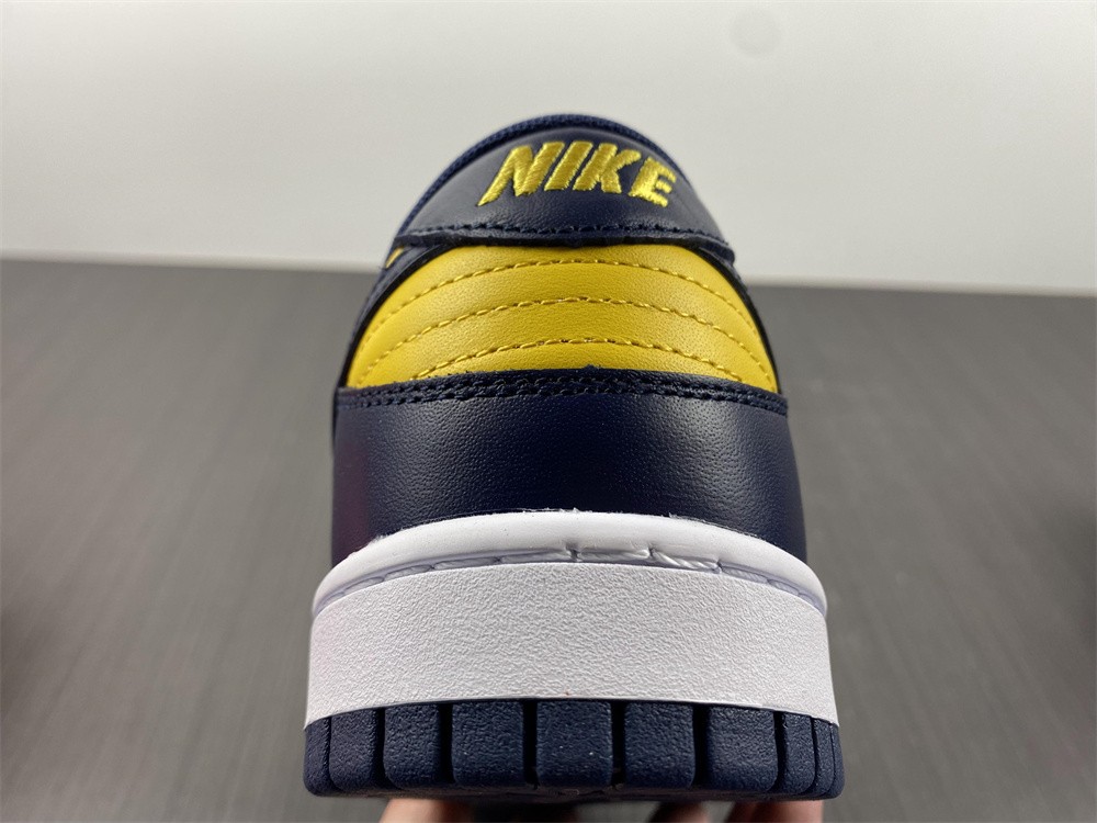 Nike SB Dunk Low Michigan DD1391-700