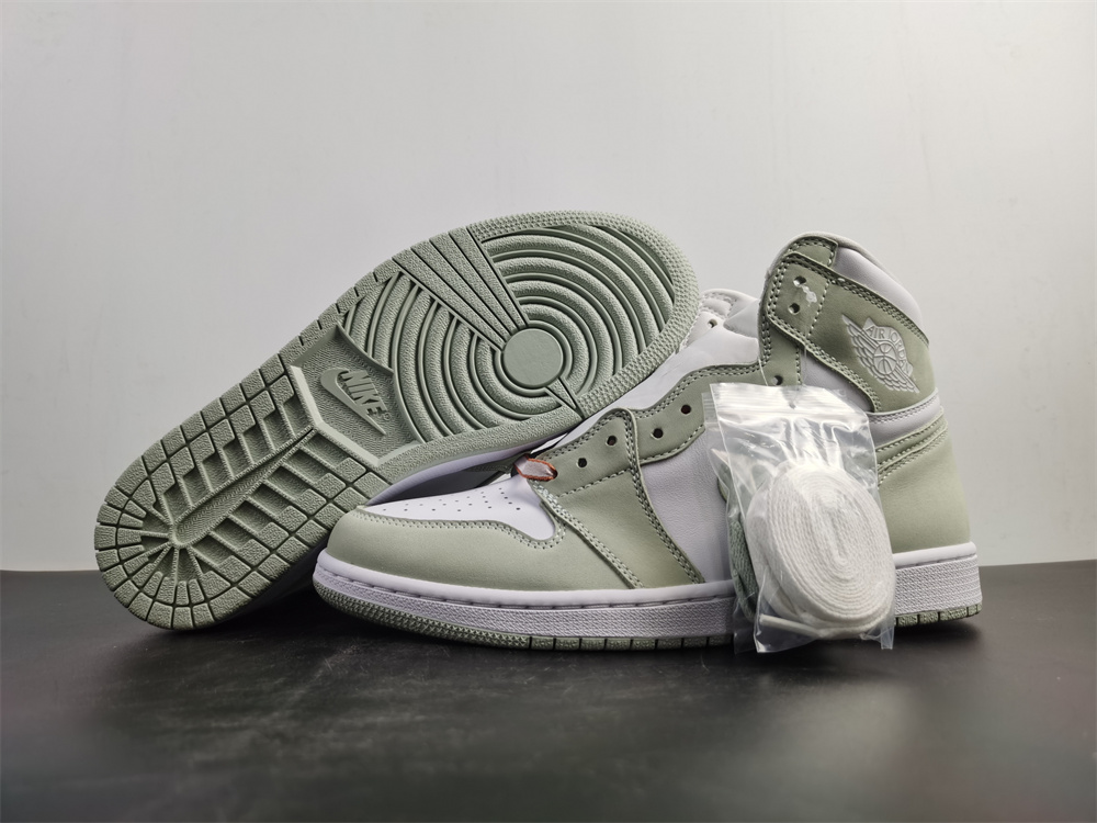 Air Jordan 1 High OG Seafoam