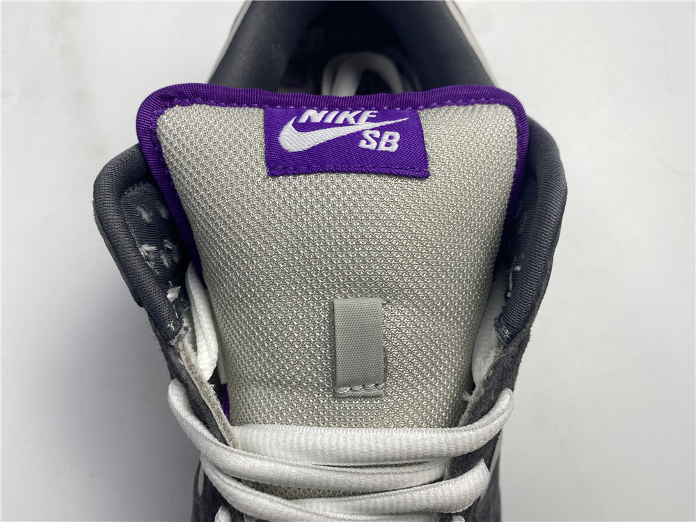Dunk SB Low Purple Pigeon
