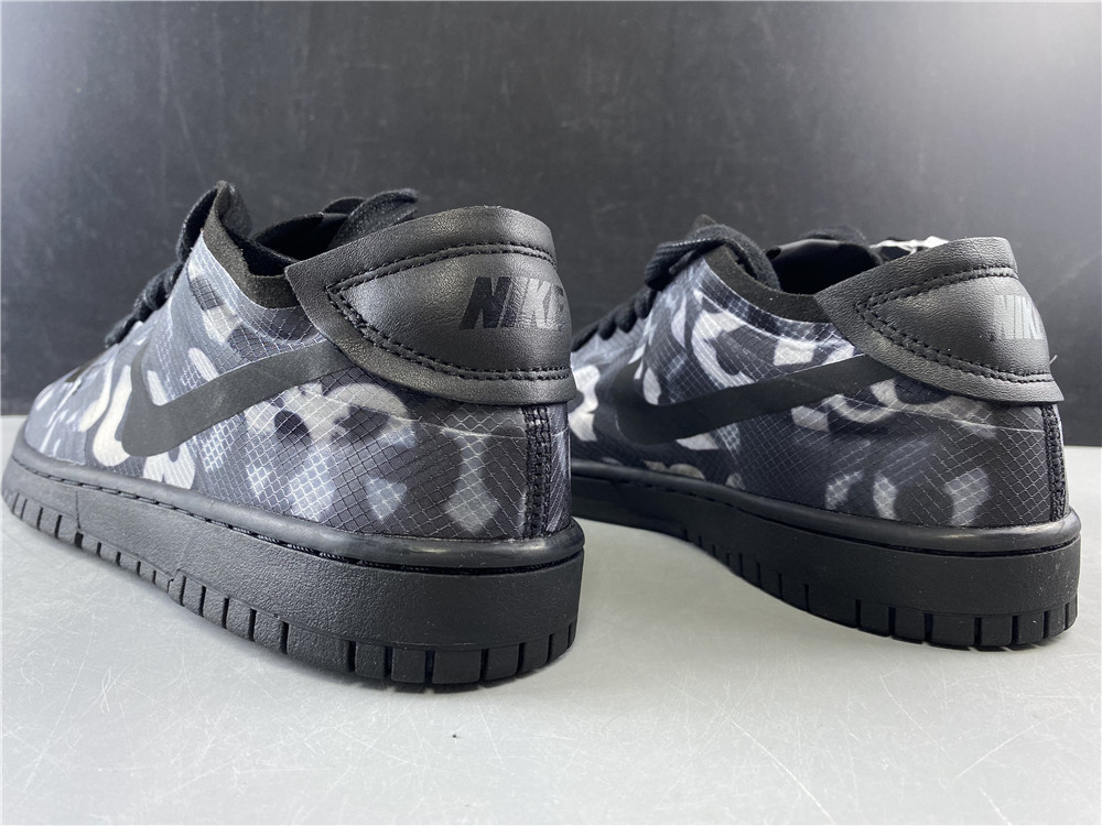 NIKE x CDG Dunk Low   CZ2675-001