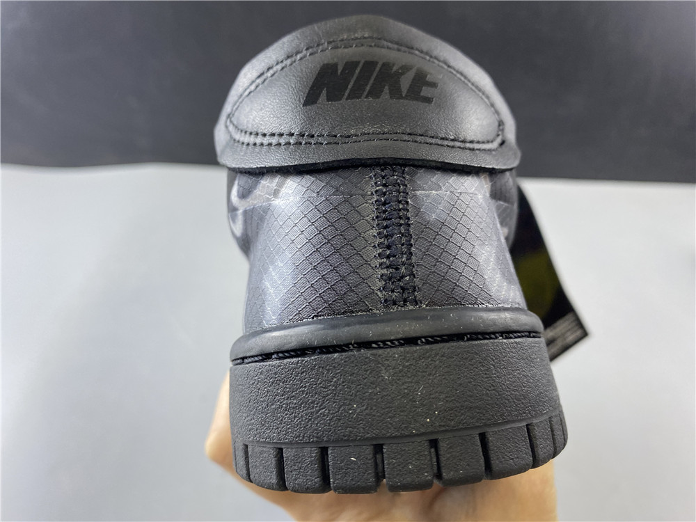 NIKE x CDG Dunk Low   CZ2675-001