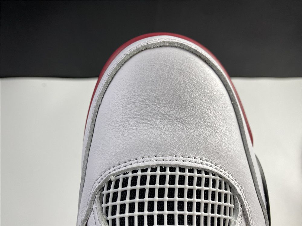 Air Jordan 4 “Fire Red” DC7770-160