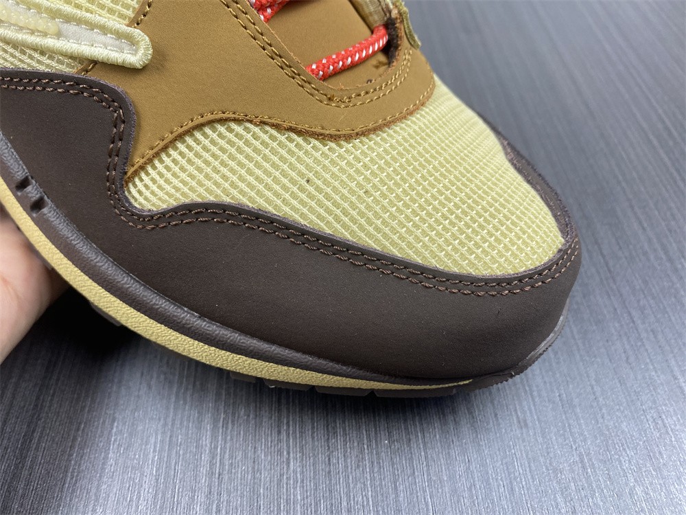 Travis Scott x MAX1