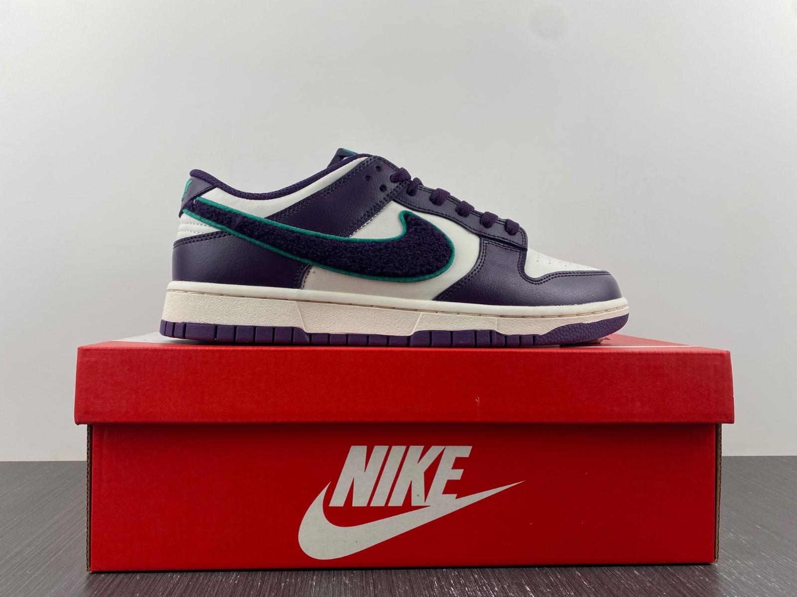Nike Dunk Low Chenille Swoosh