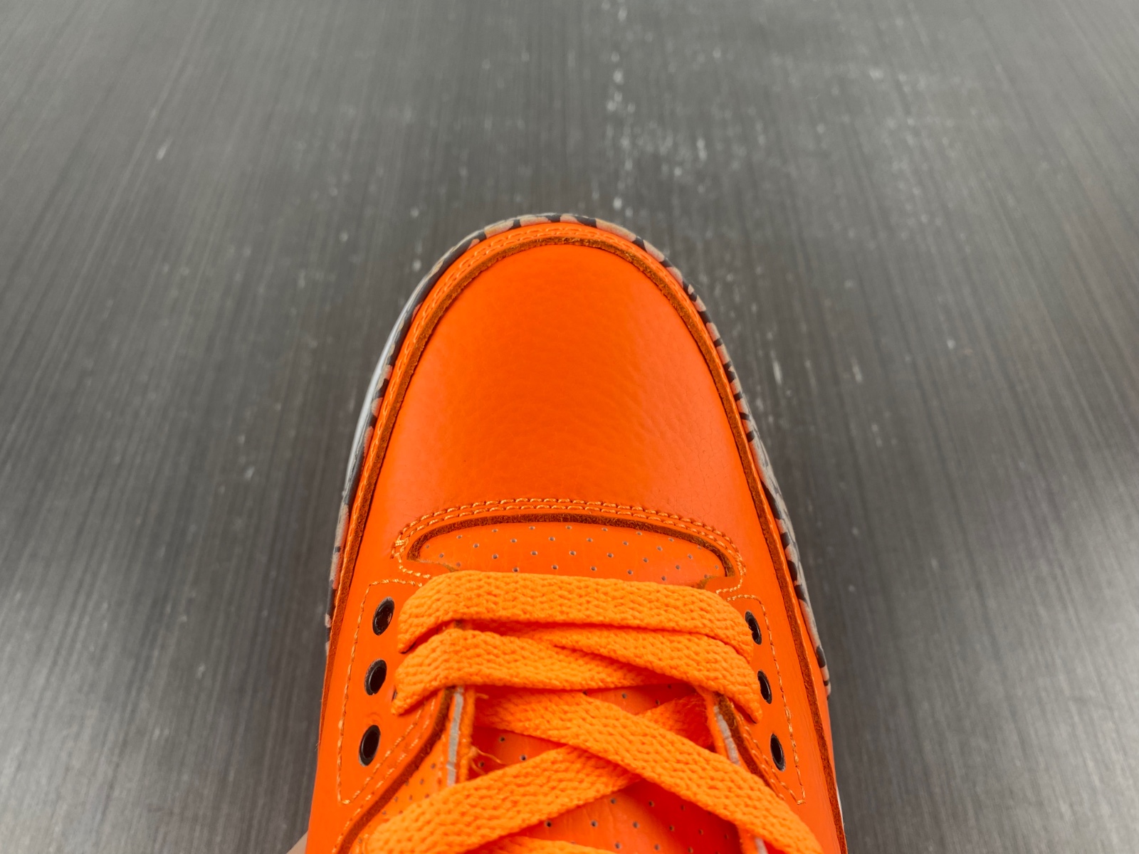 Air Jordan 3 Retro Orange