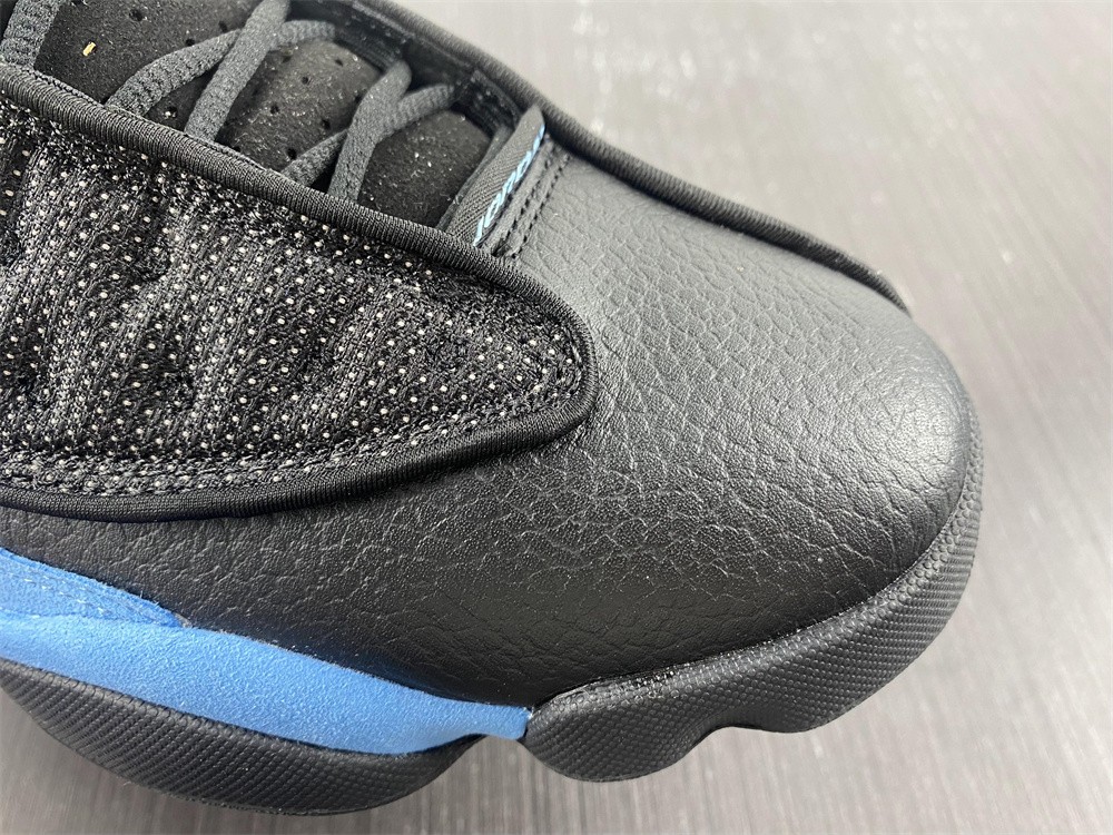 Air Jordan 13 University Blue
