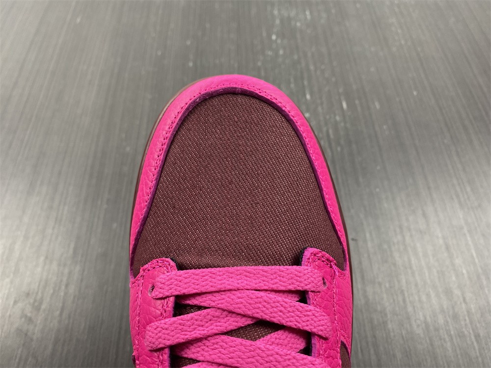 Nike Spruces Up Its Dunk Low Team Red/Pink