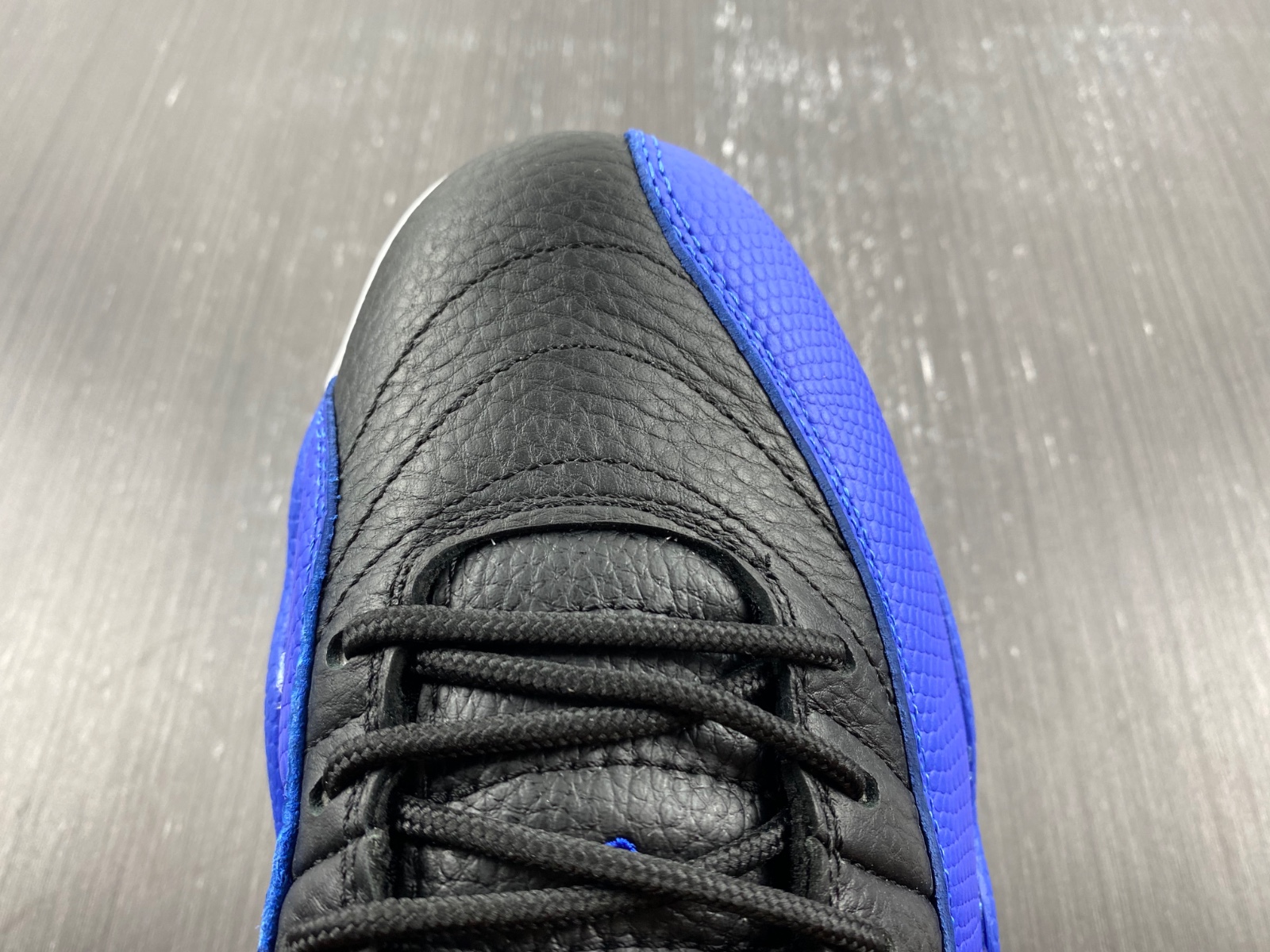 Jordan 12 Retro Hyper Royal