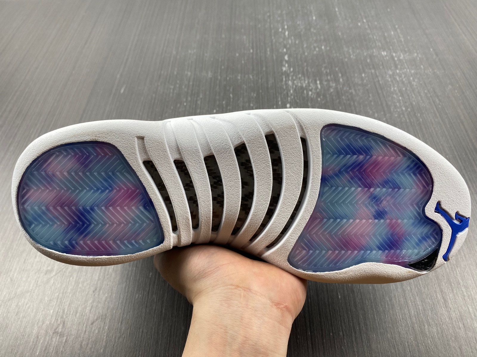 Jordan 12 Retro Hyper Royal