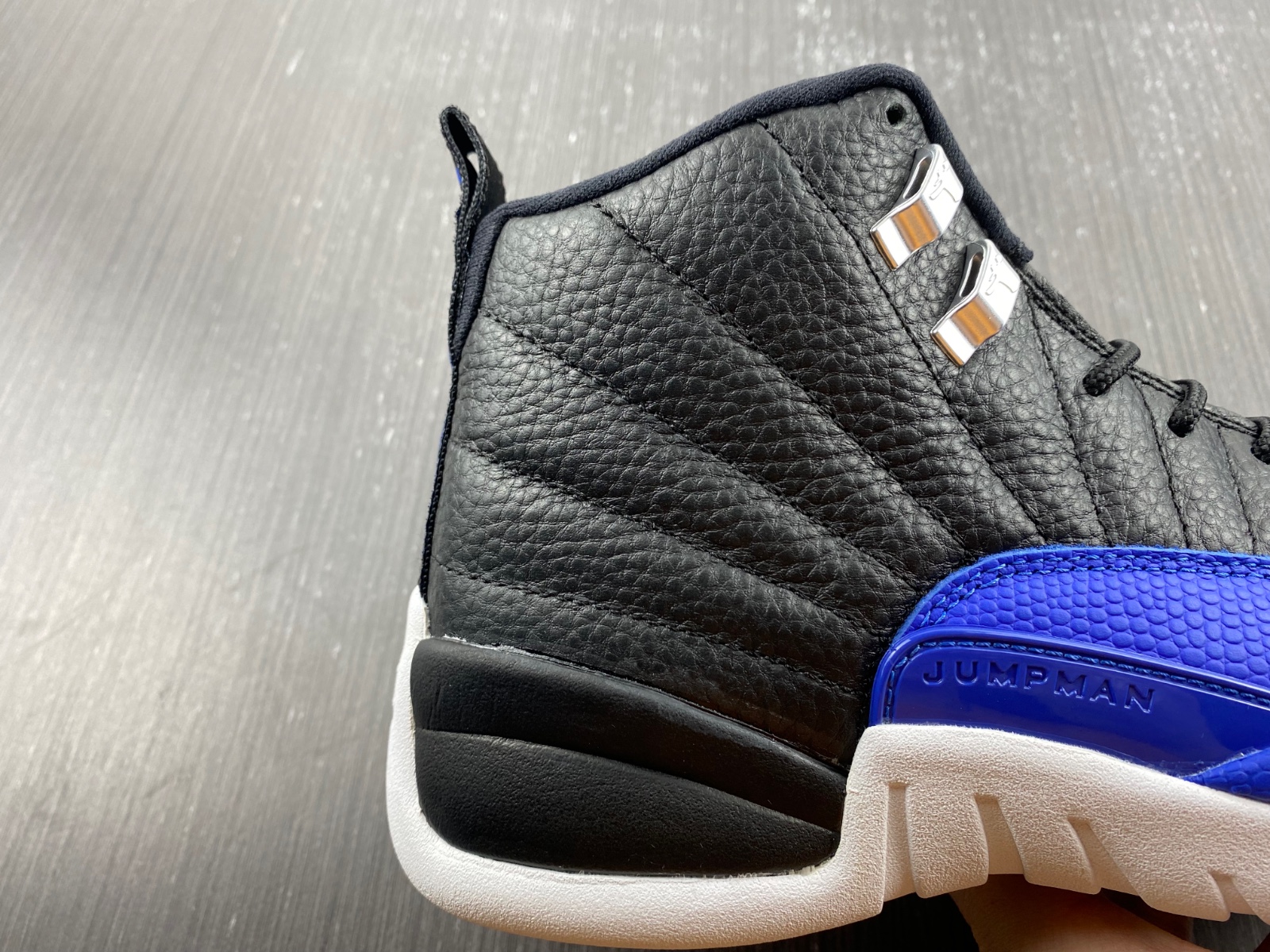 Jordan 12 Retro Hyper Royal