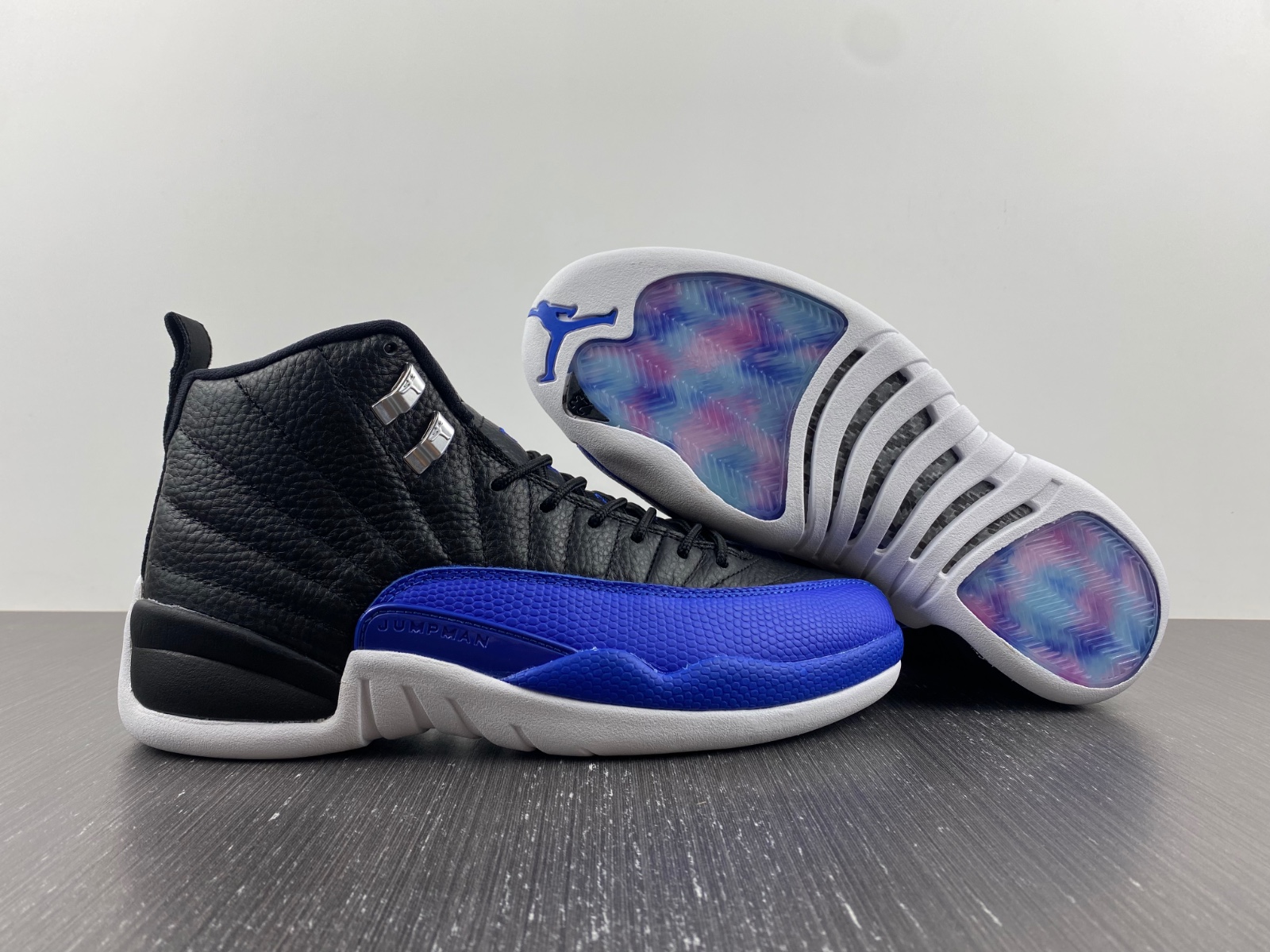 Jordan 12 Retro Hyper Royal