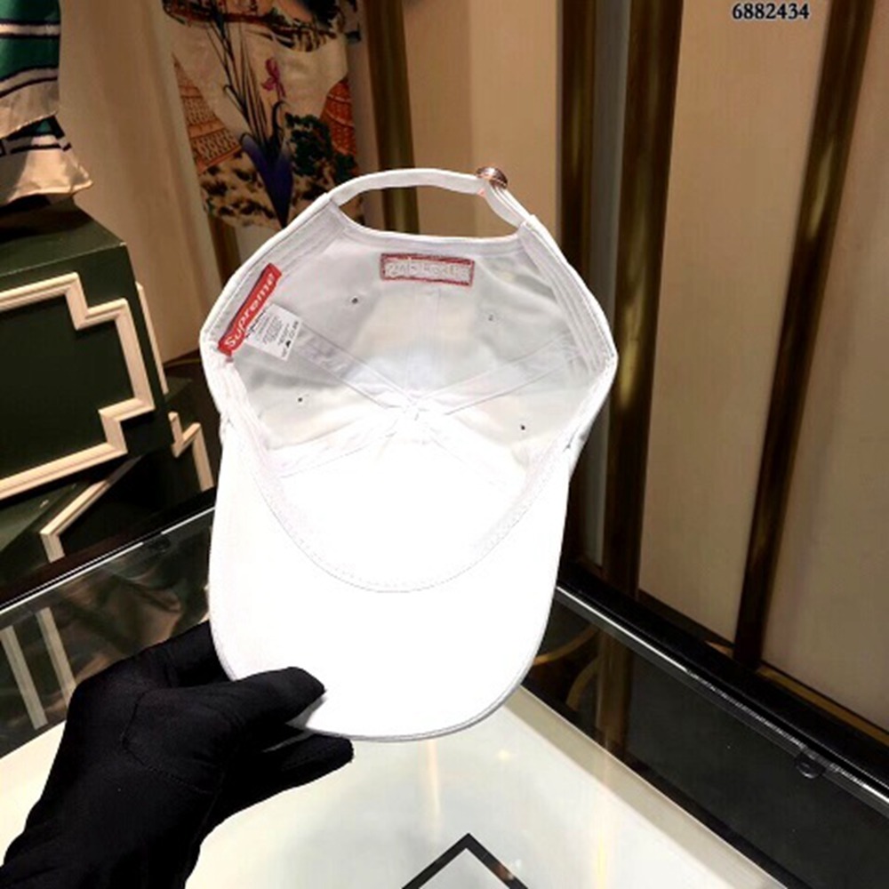 S*p*e hat