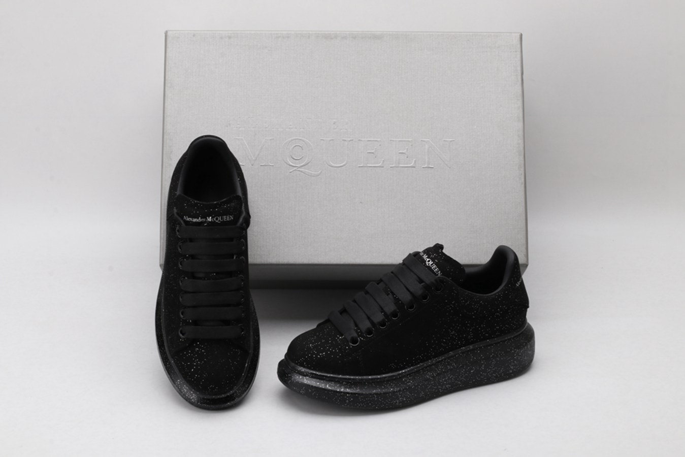AMQ Black spray glitter sneaker