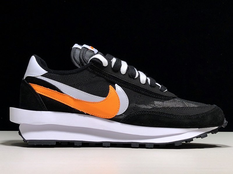 Sacai x Nike LVD Waffle Daybreak BV0073-010