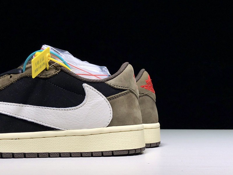 Air Jordan 1 Low x Travis Scott