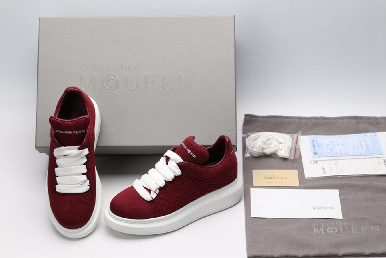 AMQ OVERSIZED SNEAKER