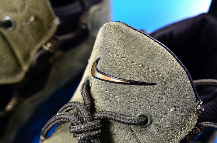 Nike Air More Money "US Dollar" Sequoia/Black mens  AJ7383-300