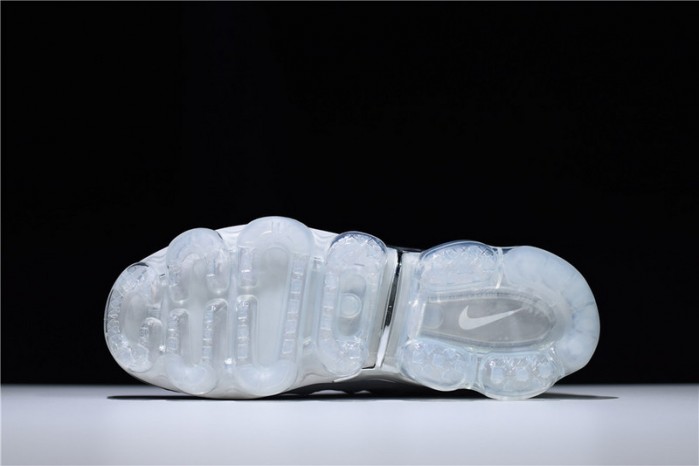 Nike VaporMax Plus "Triple White" Pure Platinum mens  924453-100