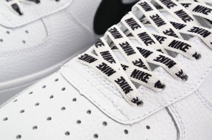 Nike  Air Force 1 ´07 LV8 NBA Sz 18 White/  Black Athletic Shoes 823511-103