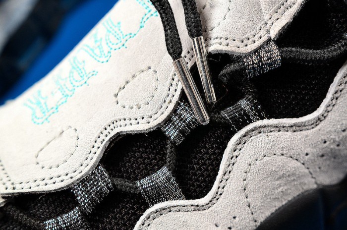 Nike Air More Money "British Pound" mens  AJ7383-002