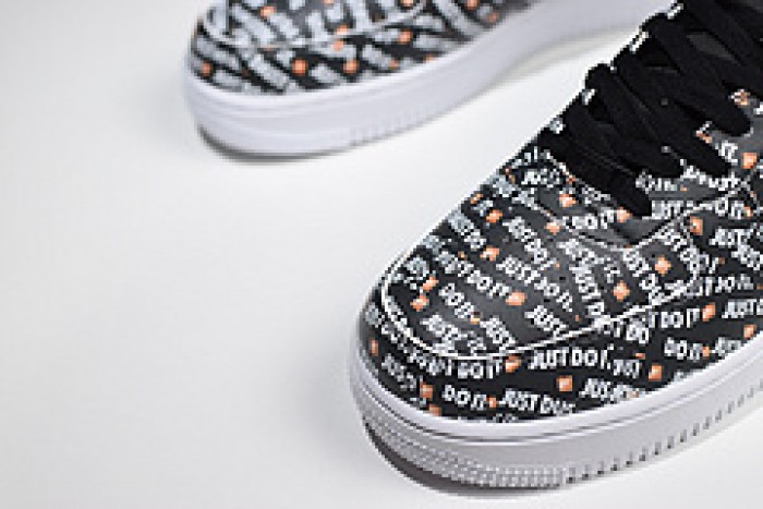 Nike Air Force 1 High 
