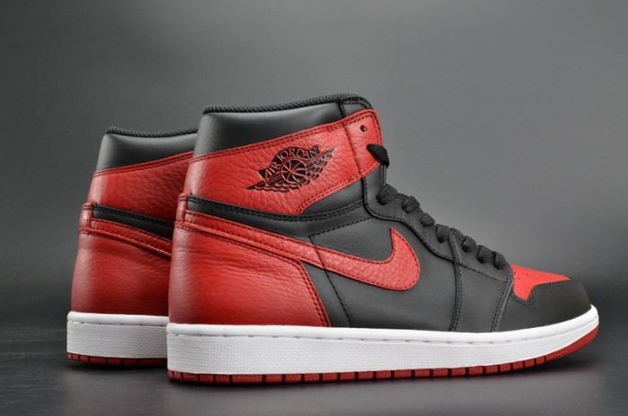 Air Jordan 1 Retro High OG "Banned" red mens  555088-001