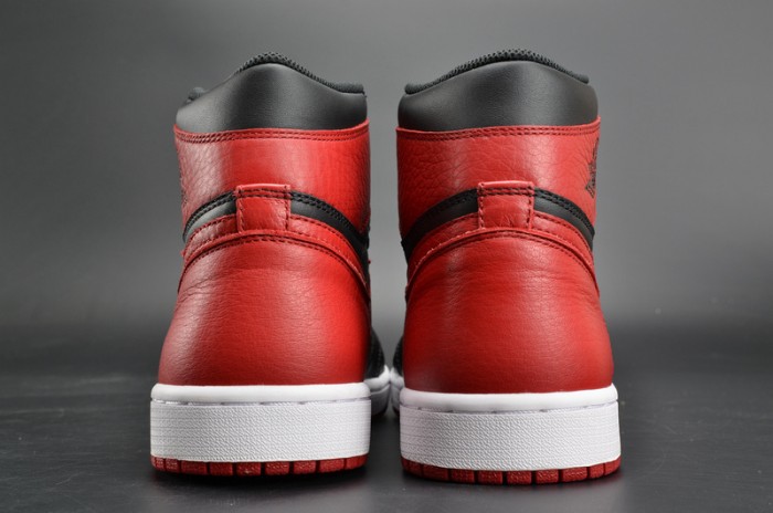 Air Jordan 1 Retro High OG "Banned" red mens  555088-001