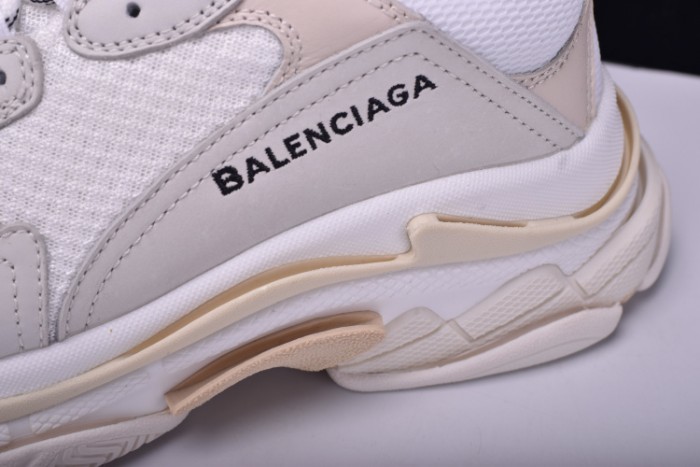 BLG 17FW TRIPLE S