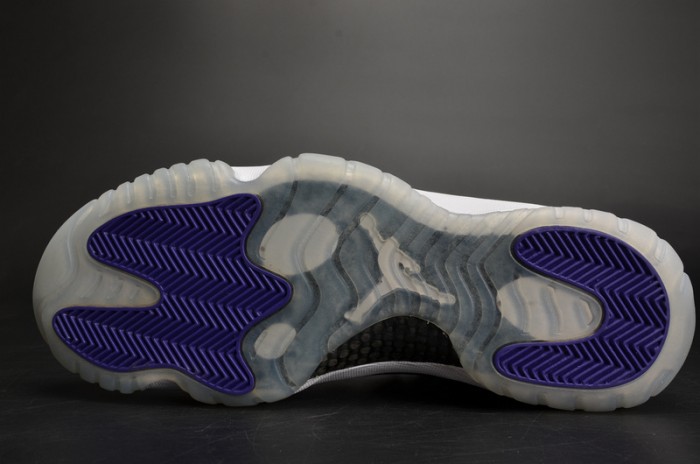 AIR JORDAN 11 RETRO LOW "CONCORD" BLACK/ WHITE  mens 528895-153