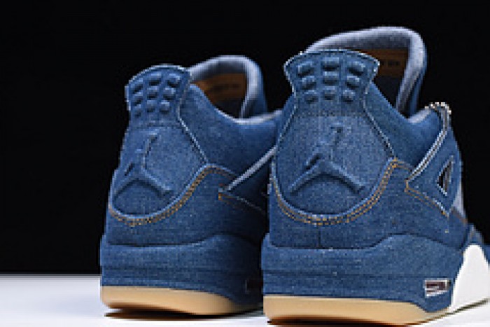 Levi´s x Nike  Air Jordan 4 Denim AO2571-401