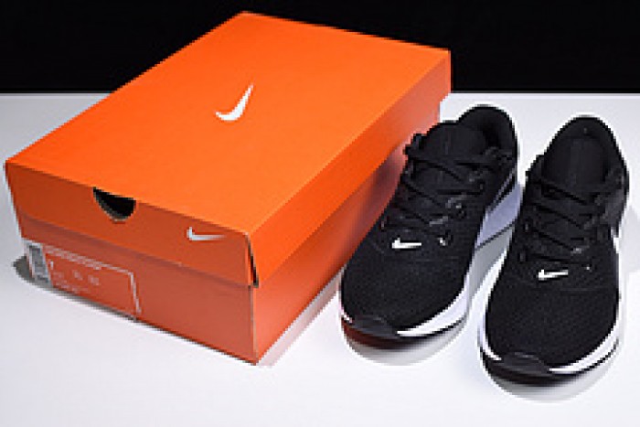 Nike Epic React Flyknit black and white  AA1625 001