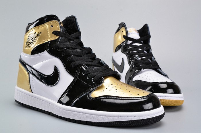 Air Jordan 1 Retro High OG NRG ComplexCon "Top 3 Gold" 861428-001