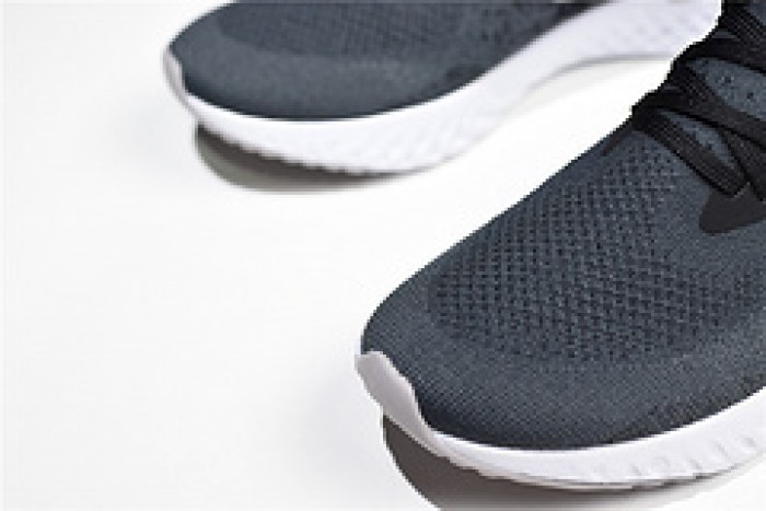 nike epic REACT FLYKNIT  Black and grey dots point noirs ET gris AJ7283 996