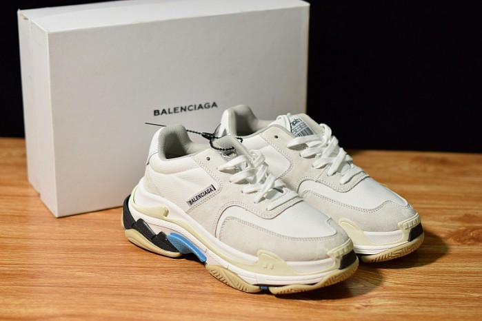 BLG Triple S White Suede  500597 W0971 9000